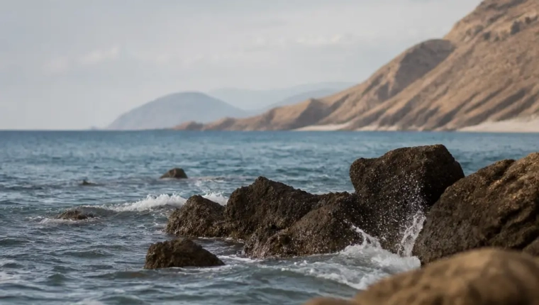 Yiti Coastline Near Muscat For An Article About Oman Tourism Property Demand